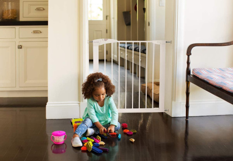 MUNCHKIN BRAMKA ZABEZPIECZAJĄCA MAXI SECURE DO 82 CM MUNCHKIN BRAMKA ZABEZPIECZAJĄCA MAXI SECURE DO 82 CM